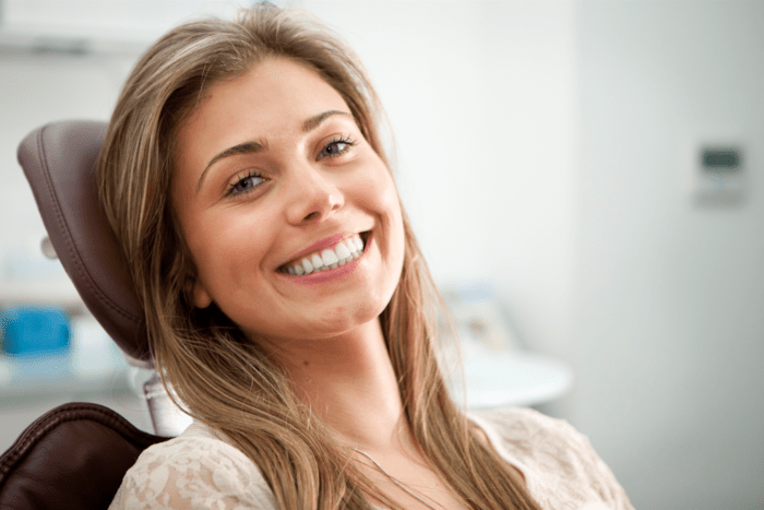 dental crown procedure restores the functionality of damaged teeth